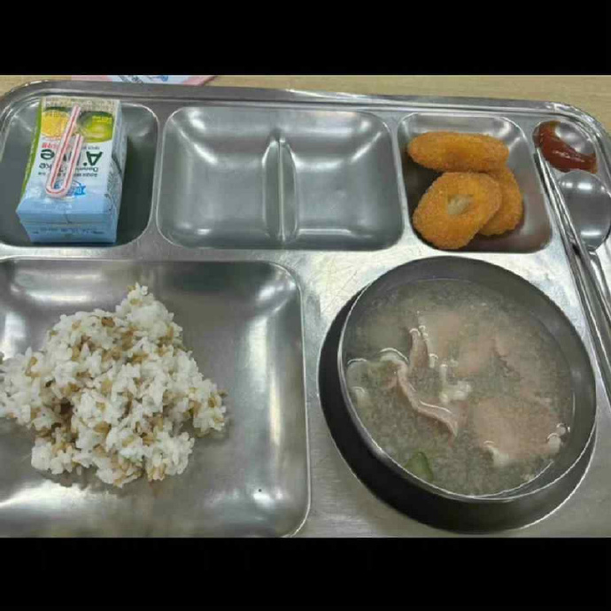 賭馬：喫白人飯的畱學生，陷入平靜的發瘋狀態