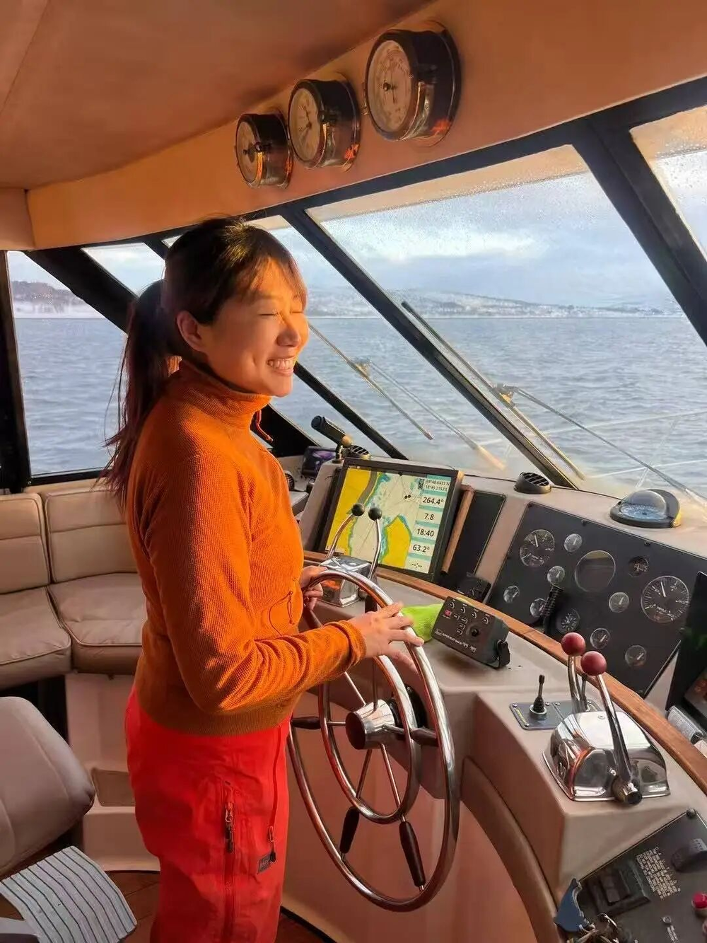 京世博娛樂城：淩晨、軌道與峽灣：三個女人的職業地圖