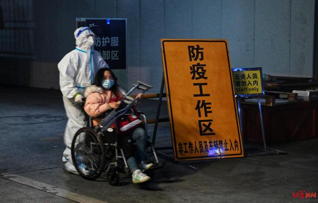 “乙类乙管”实施！成都机场专班凌晨撤销，直击“最后一岗”