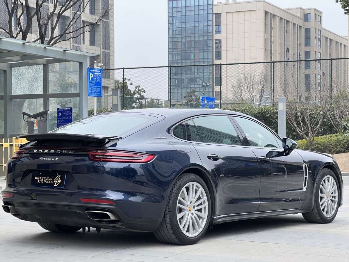 {娛樂城}(保时捷panamera4)
